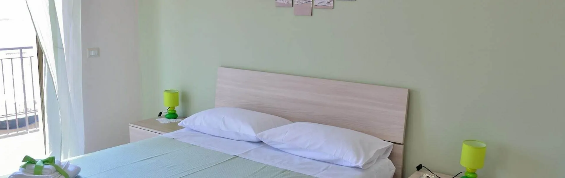 B&B Al Sole Di Sicilia 贾迪尼-纳克索斯 住宿加早餐酒店