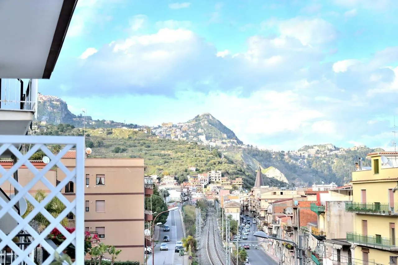 B&B Al Sole Di Sicilia Giardini-Naxos