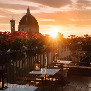 Cardinal Of - Recommended For Ages 25 To 55 Hotel Florencie