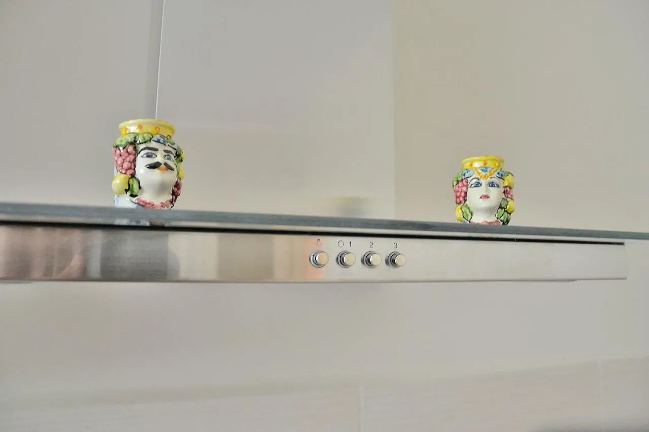 B&B Al Sole Di Sicilia Giardini-Naxos Bed & Breakfast